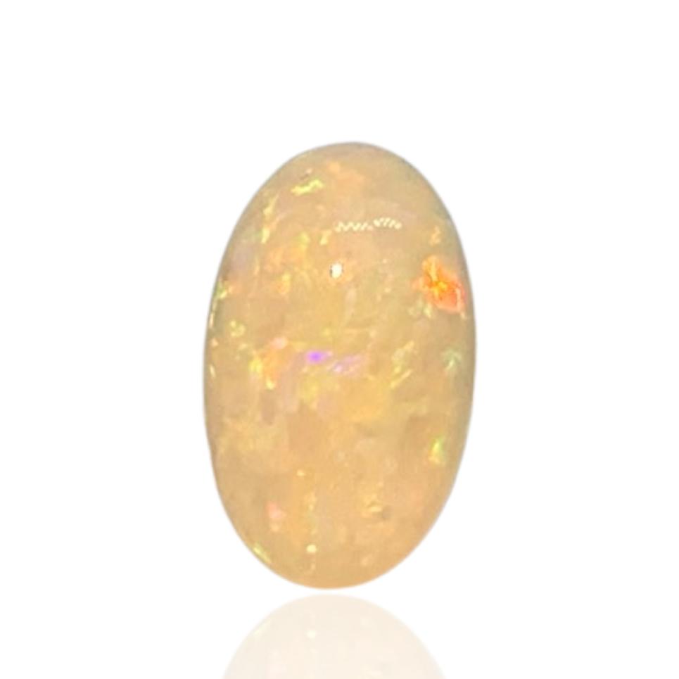 WHITE OPAL - 4.22 ct