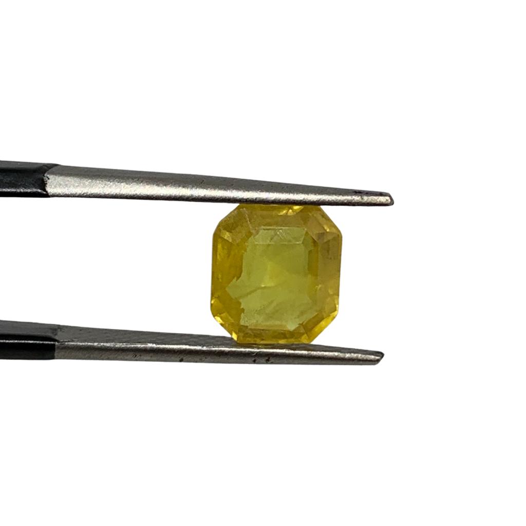BANGKOK YELLOW SAPPHIRE - 3.92 ct