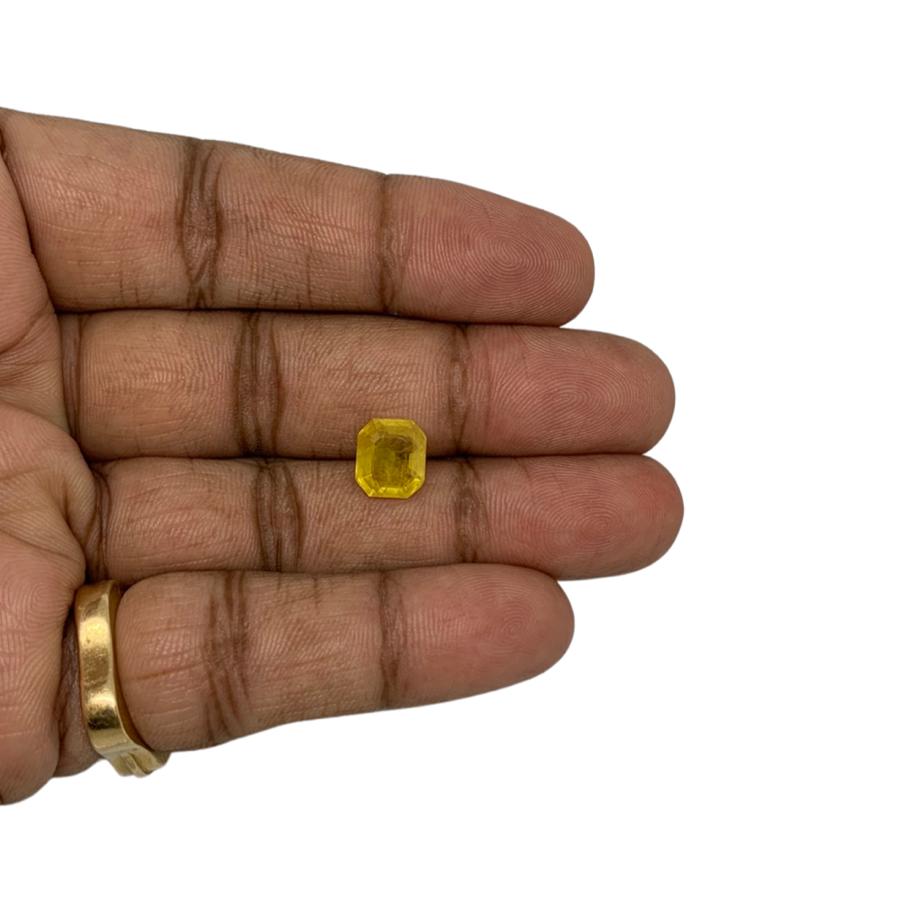 BANGKOK YELLOW SAPPHIRE - 3.92 ct