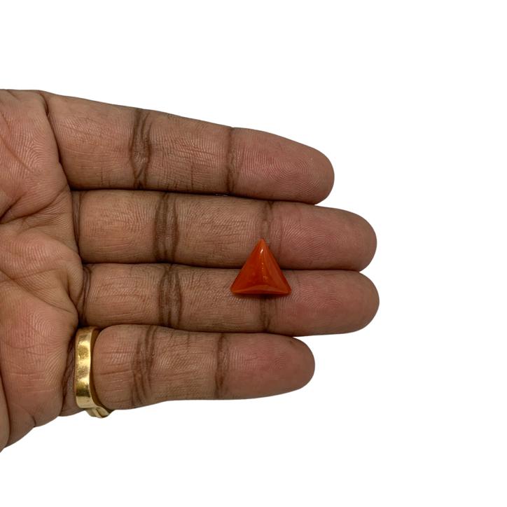RED ITALIAN CORAL TRIANGLE - 7.17 ct