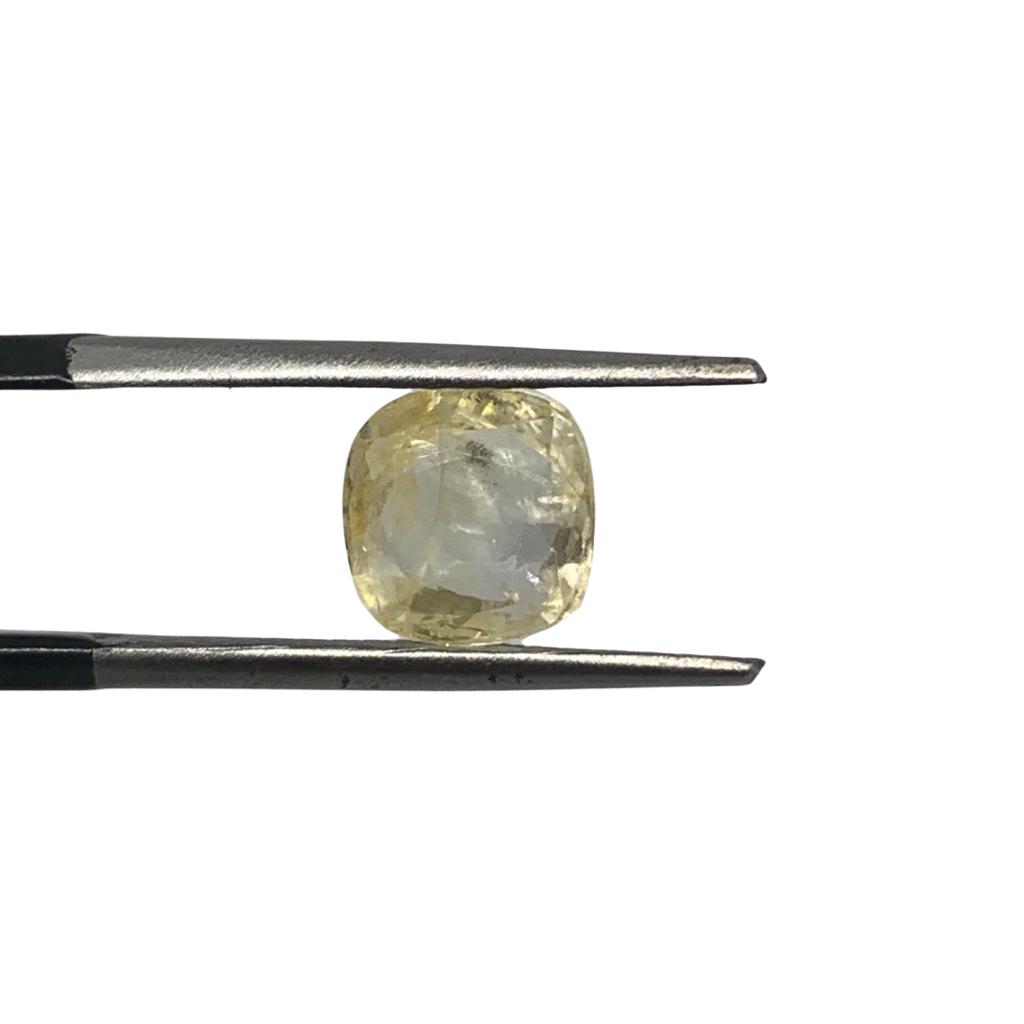 CEYLON YELLOW SAPPHIRE - 3.2 ct