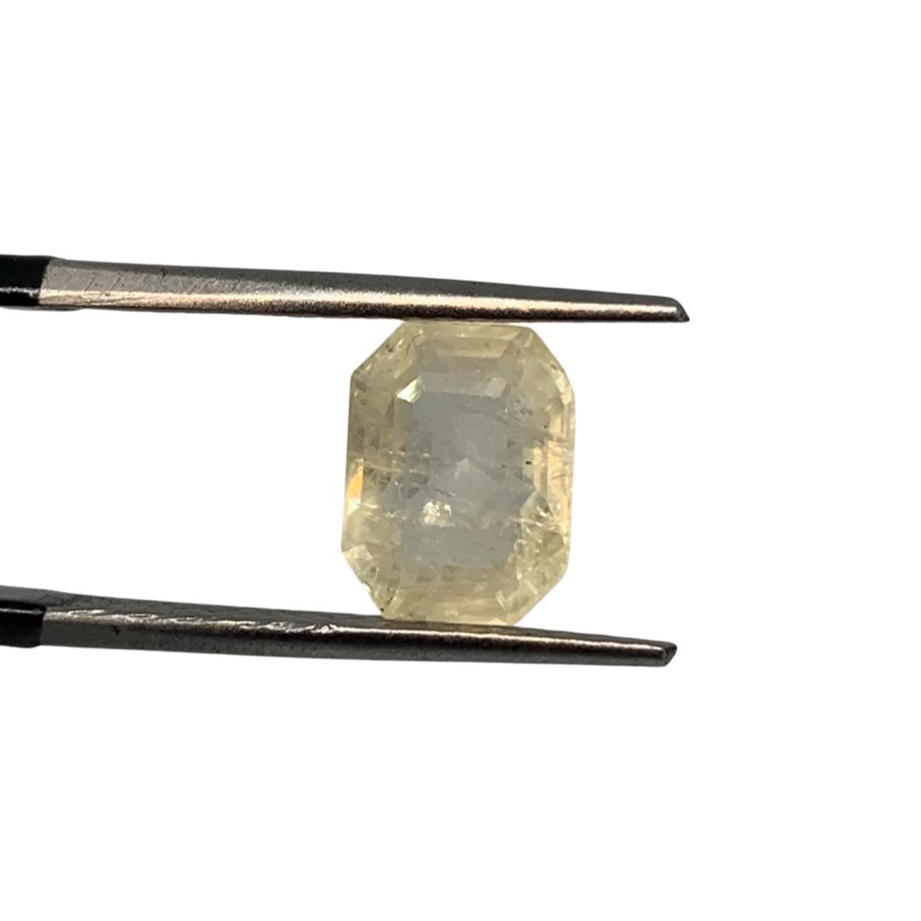 CEYLON YELLOW SAPPHIRE - 4.16 ct