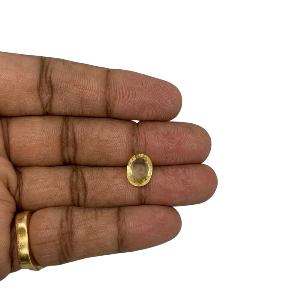 CEYLON YELLOW SAPPHIRE - 4.42 ct