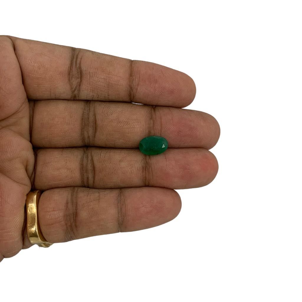 GREEN EMERALD - 2.21 ct