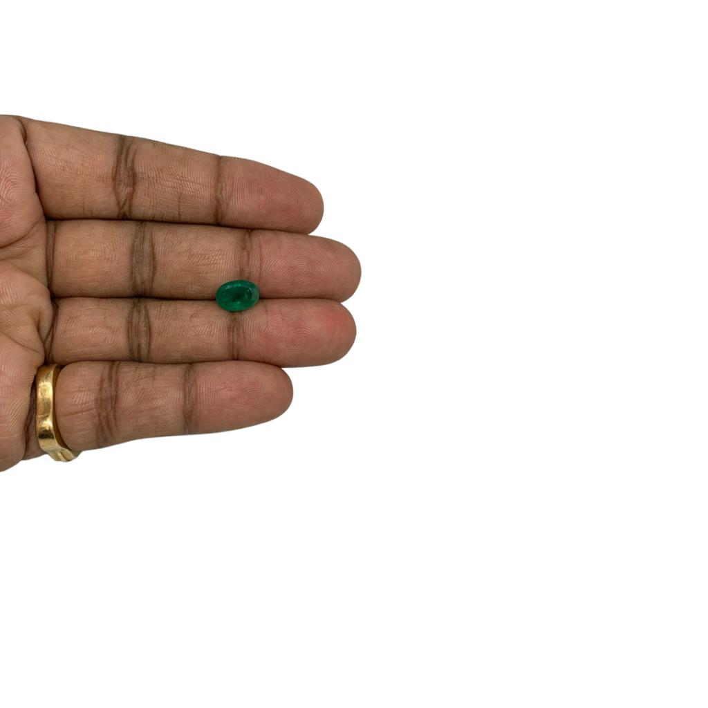 GREEN EMERALD - 2.41 ct