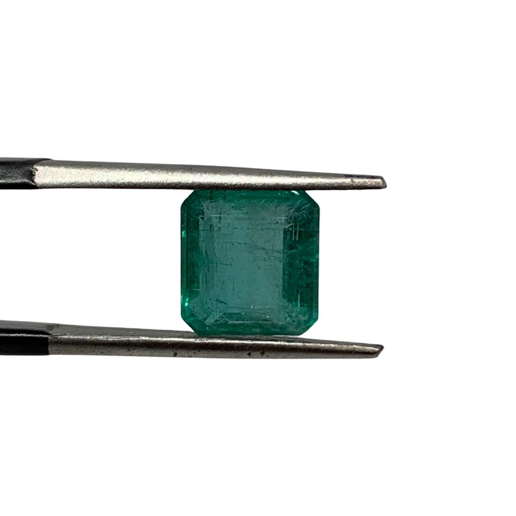 GREEN EMERALD - 3.65 ct