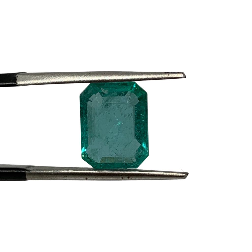 GREEN EMERALD - 4.76 ct