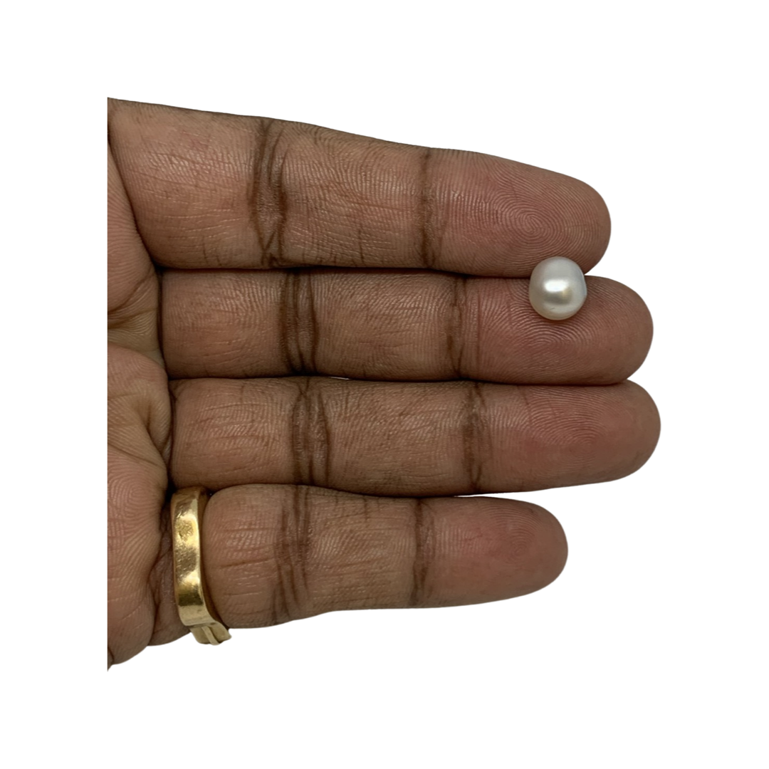 WHITE KESHI PEARL - 4.44 ct