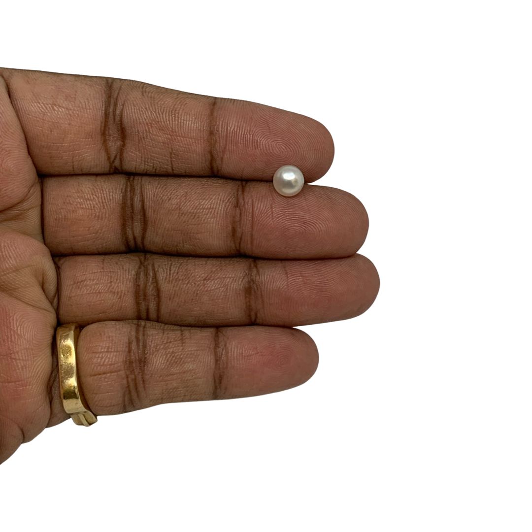 WHITE KESHI PEARL - 1.88 ct