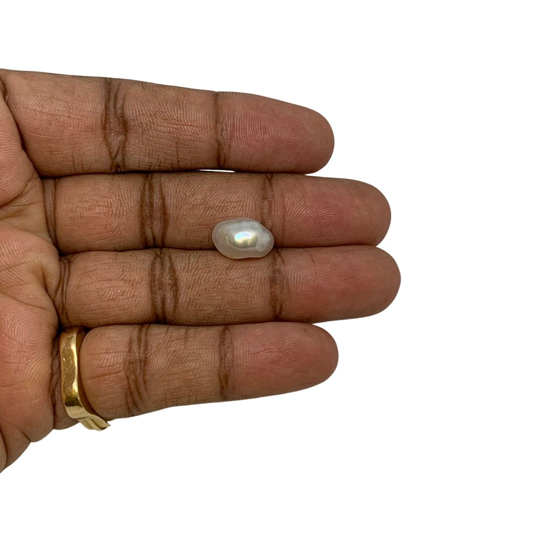 WHITE KESHI PEARL - 6.96 ct