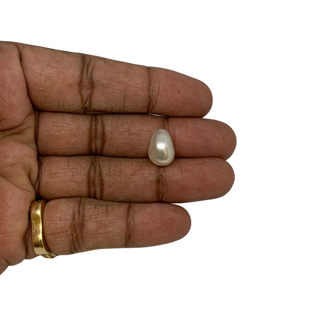 WHITE KESHI PEARL - 8.31 ct