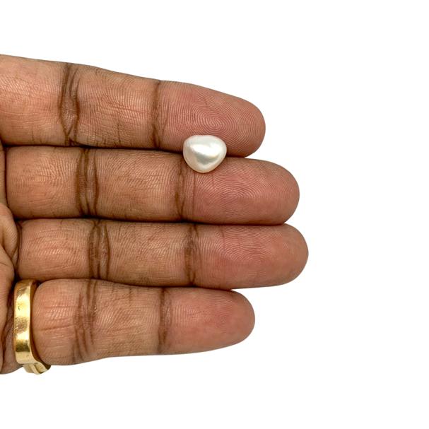 WHITE KESHI PEARL - 4.09 ct
