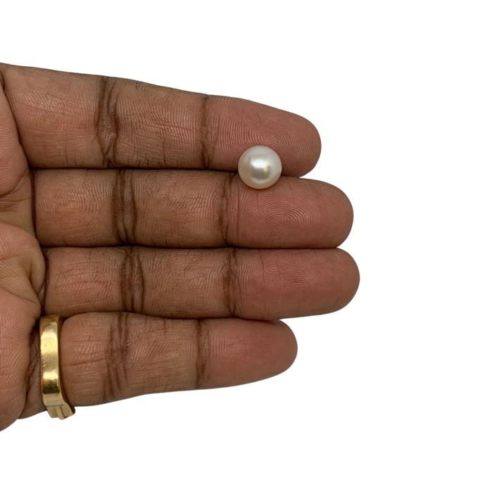 WHITE SOUTHSEA PEARL - 6.31 ct