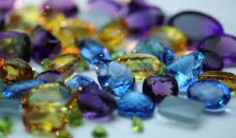 HEALTH BENEFITS OF NATURAL GEMSTONES