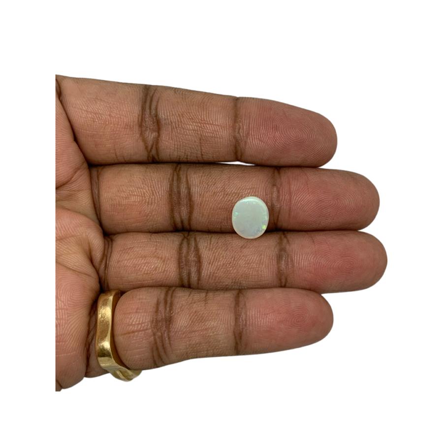 WHITE OPAL - 2.84 ct
