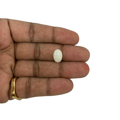 WHITE OPAL - 2.38 ct