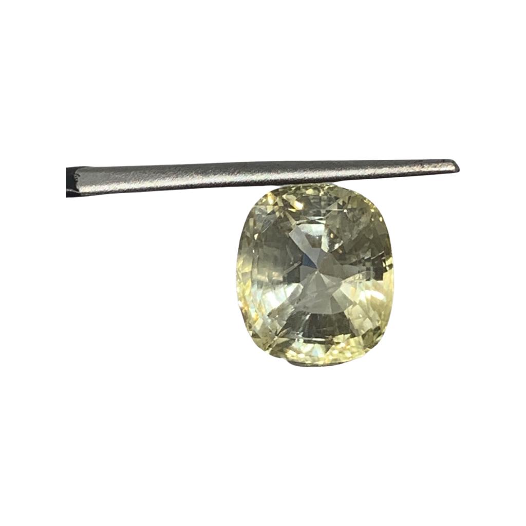CEYLON YELLOW SAPPHIRE - 5.59 ct
