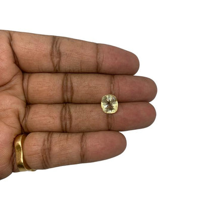 CEYLON YELLOW SAPPHIRE - 5.59 ct