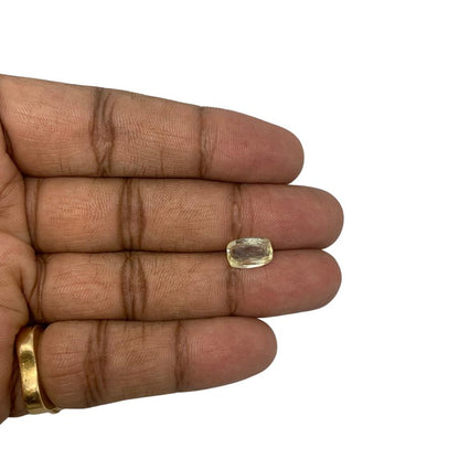 CEYLON YELLOW SAPPHIRE - 3.06 ct