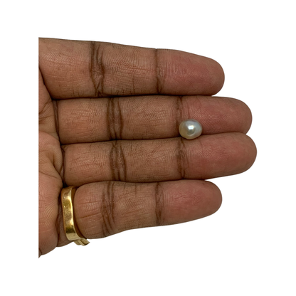 WHITE KESHI PEARL - 3.18 ct