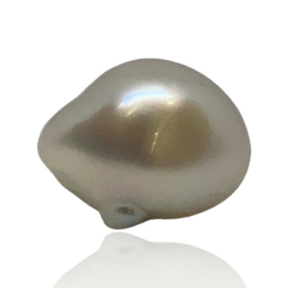 WHITE KESHI PEARL - 9.95 ct